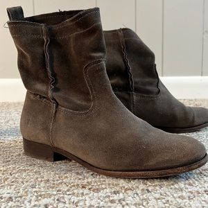 Suede Short Boot